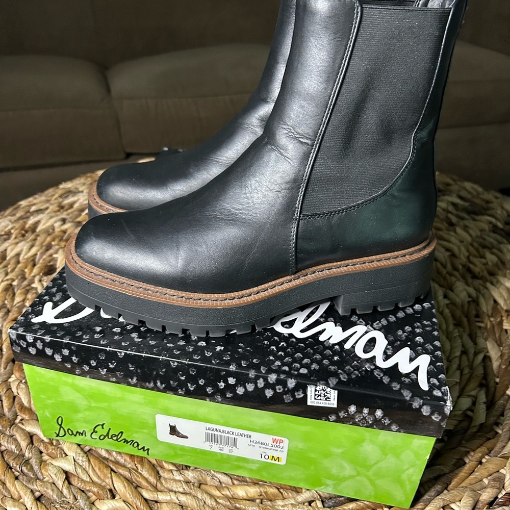 Sam Edelman Black Leather Platform Chelsea Boots